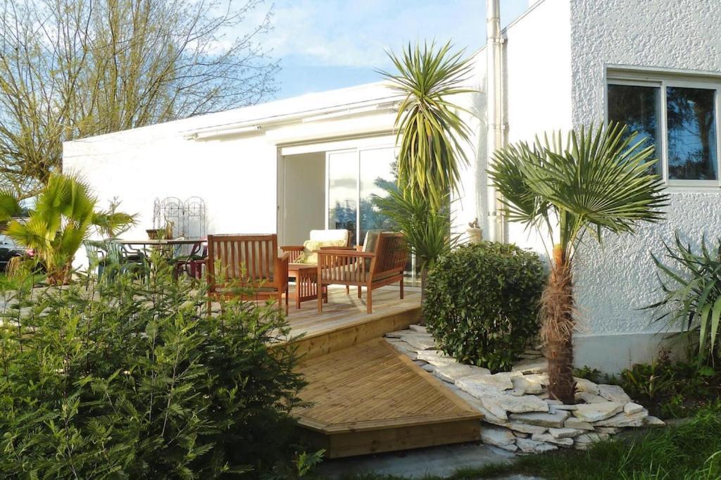 Holiday Home With Indoor Pool, Le Porge Eksteriør bilde