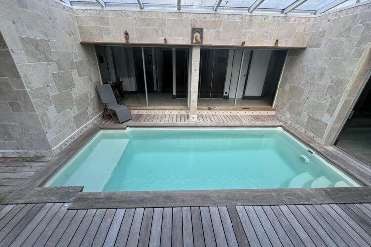 Holiday Home With Indoor Pool, Le Porge Eksteriør bilde