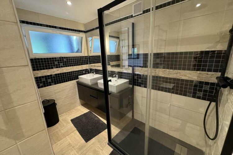 Holiday Home With Indoor Pool, Le Porge Eksteriør bilde